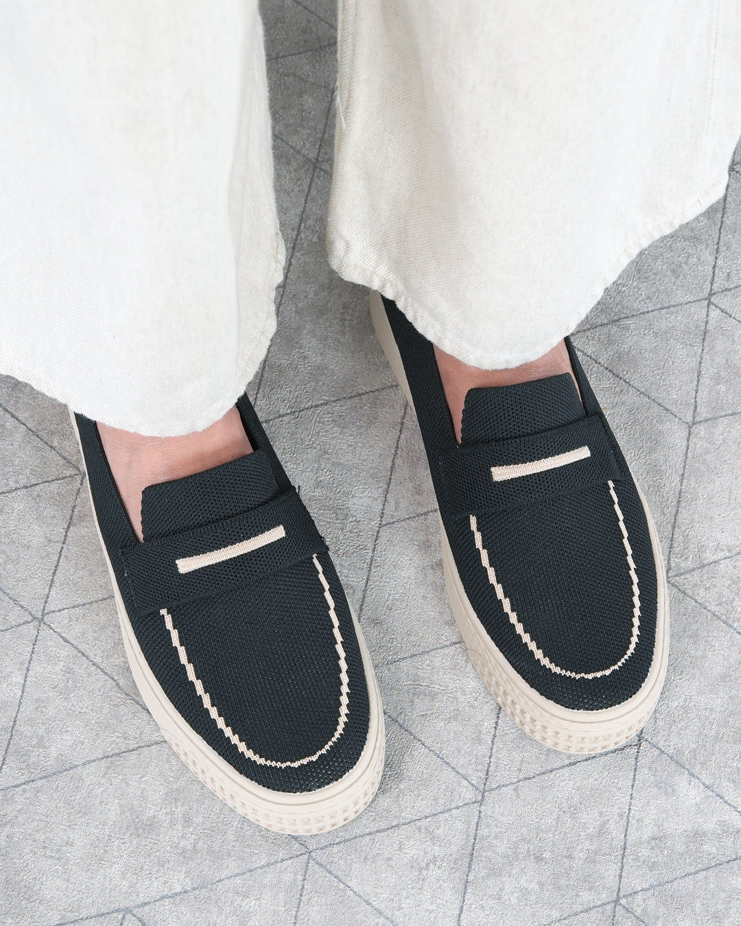 Classec - Loafers - Black