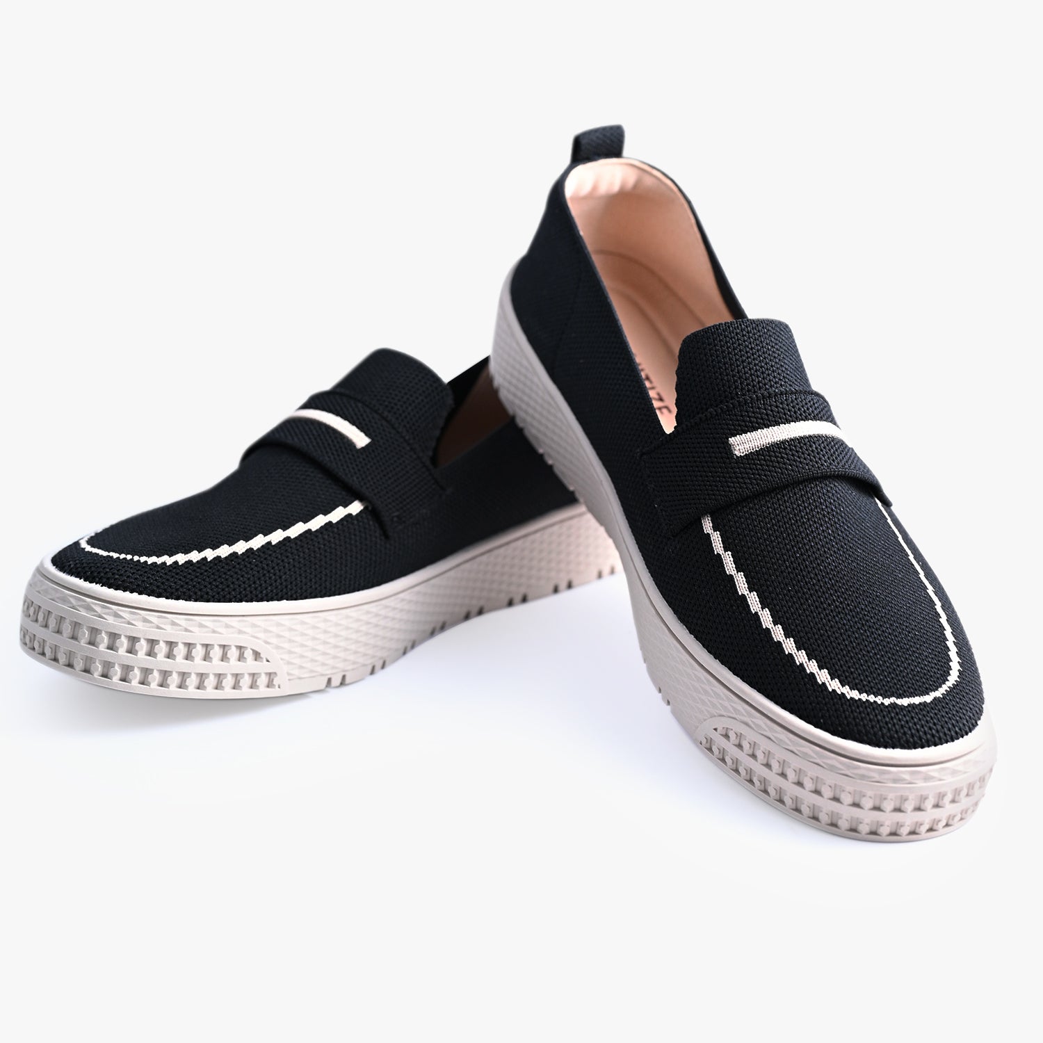 Classec - Loafers - Black